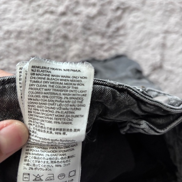 H&M faded black jean shorts size 2 - Picture 7 of 12